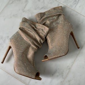 New! Absolutely stunning sparkly open toe slouchy bootie